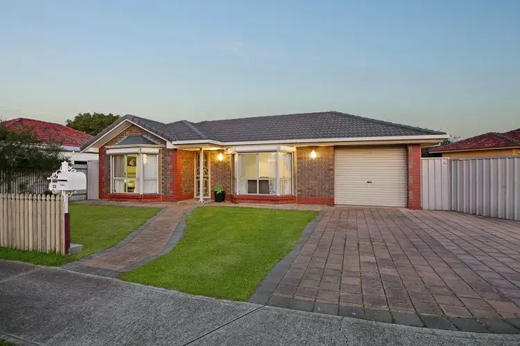 22 Hobbs Street, Findon SA 5023