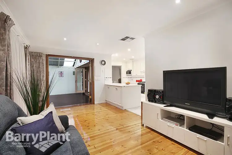 Second view of Homely house listing, 7 Keyes Court, Wantirna South VIC 3152
