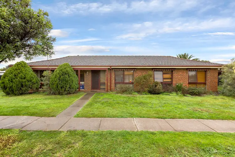 53 James Cook Drive, Melton West VIC 3337