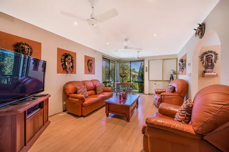 Second view of Homely house listing, 4 Carter Court, Frankston VIC 3199