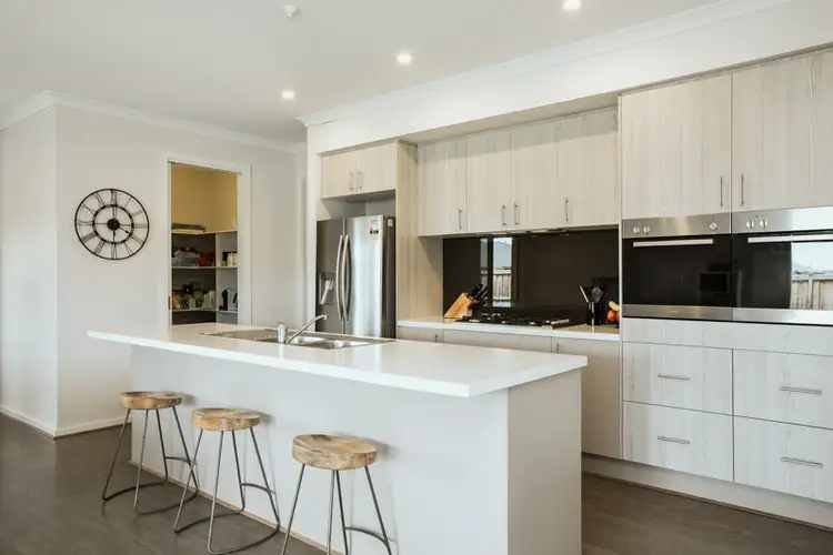 Second view of Homely house listing, 17 Eaglehawk Boulevard, Eynesbury VIC 3338