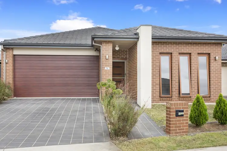 12 Semaphore Street, Ropes Crossing NSW 2760