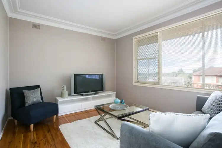 Third view of Homely house listing, 8 Ian Bruce Crescent, Balgownie NSW 2519