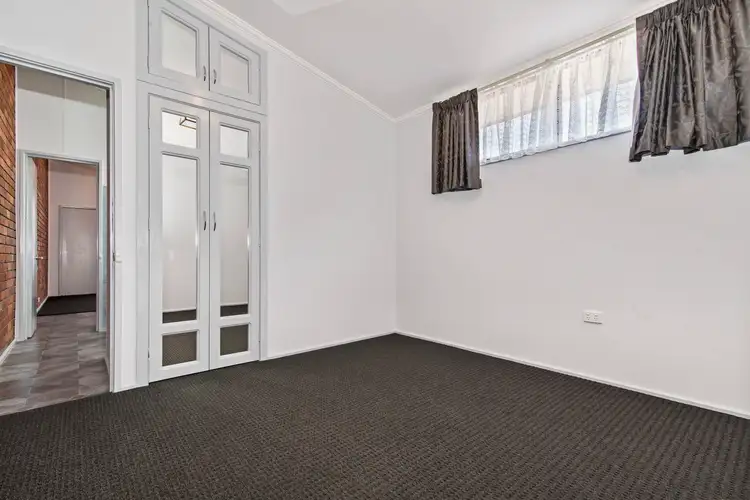 Fourth view of Homely unit listing, 6 & 7/50 Neale Street, Kennington VIC 3550