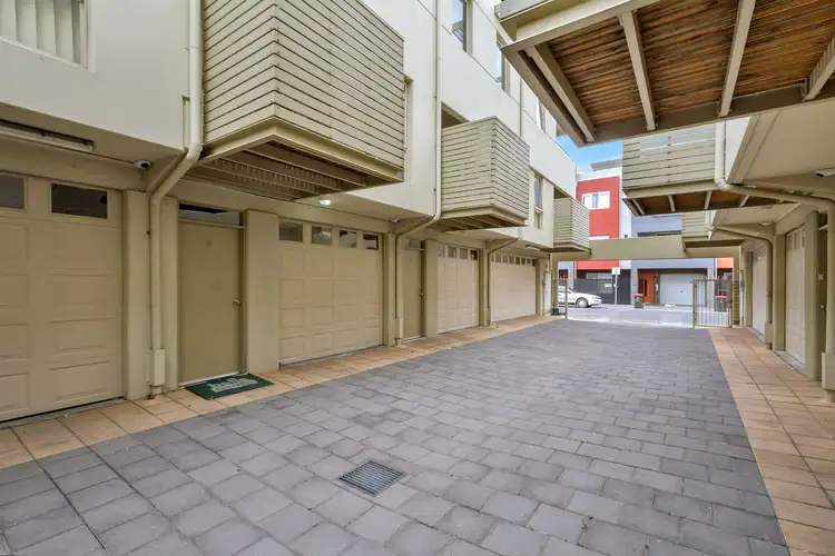 3/132 Gray Street, Adelaide SA 5000
