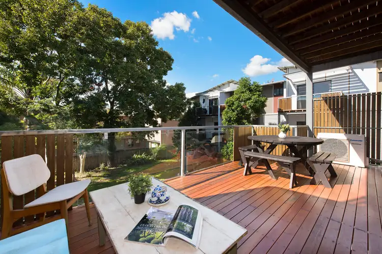 14/9 Talbot Street, Coorparoo QLD 4151