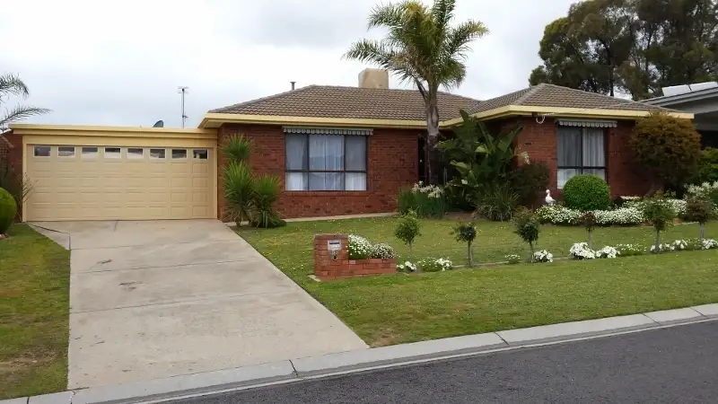 Main view of Homely house listing, 15 Howell Crescent, Kangaroo Flat VIC 3555