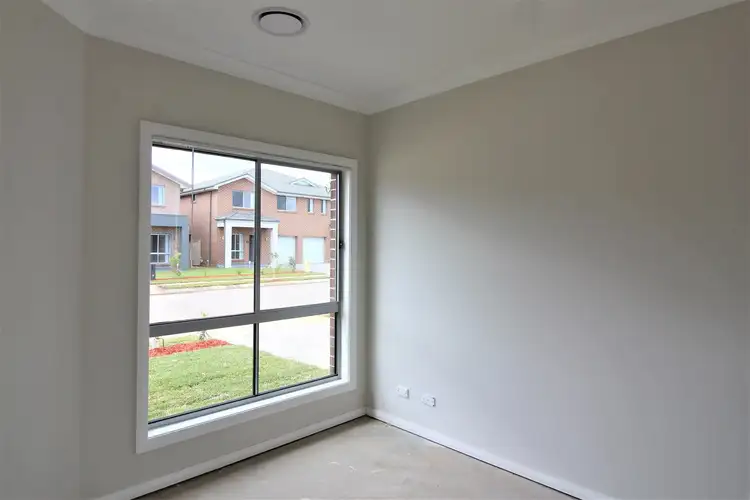 Fifth view of Homely house listing, 6/1-12 Carrol Crescent, Plumpton NSW 2761