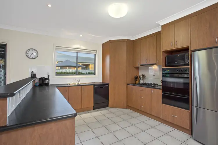 Fifth view of Homely house listing, 27 Memorial Drive, Wodonga VIC 3690