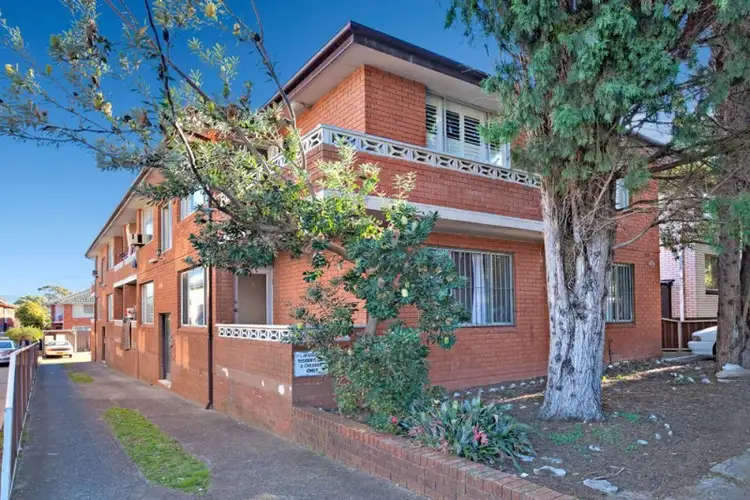 2/69 Denman Avenue, Wiley Park NSW 2195