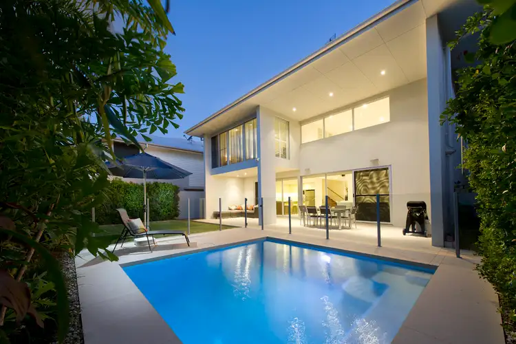 9 Palm Beach Avenue, Yaroomba QLD 4573