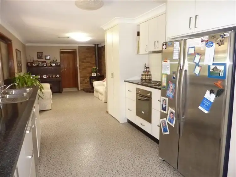 Fifth view of Homely house listing, 7 Webber Drive, Dubbo NSW 2830