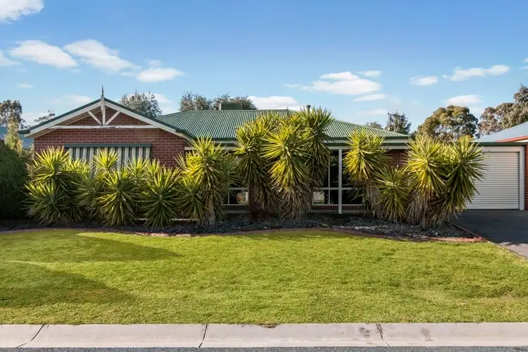 12 Elvey Drive, Kangaroo Flat VIC 3555