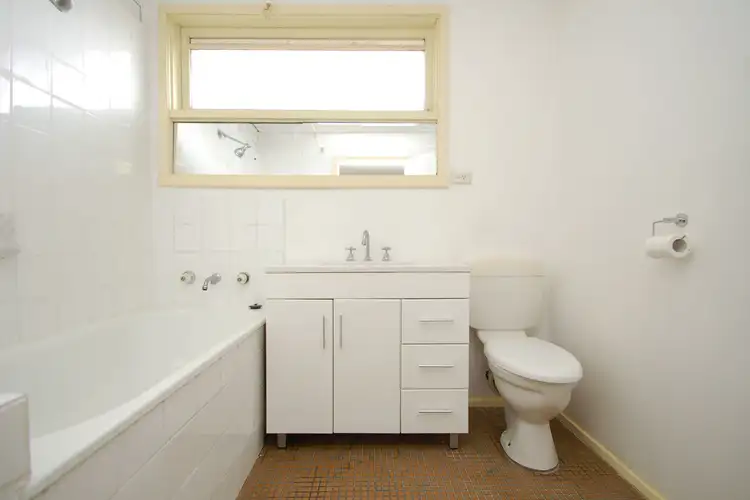 Seventh view of Homely unit listing, 4/9-11 Chris Court, Oak Park VIC 3046