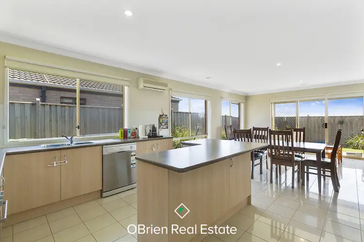 Second view of Homely house listing, 35 Banfield Place, Lyndhurst VIC 3975