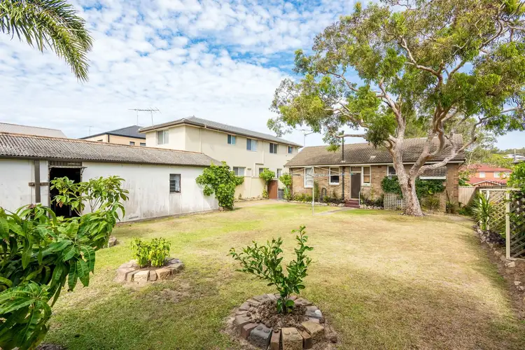 Third view of Homely house listing, 92 Macquarie Street, Chifley NSW 2036