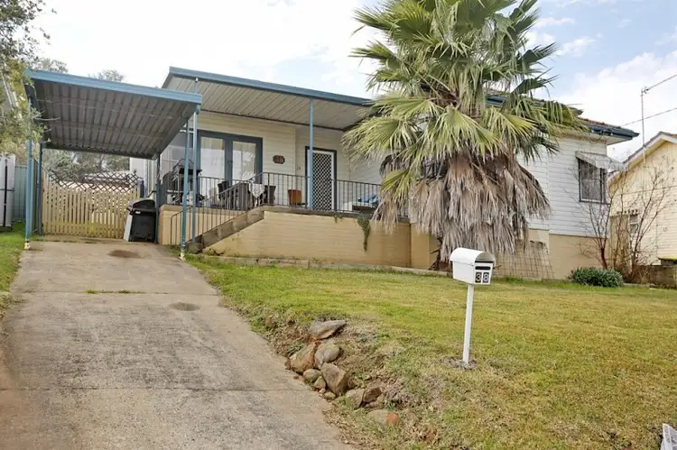 38 & 38a Grandview Drive, Campbelltown NSW 2560