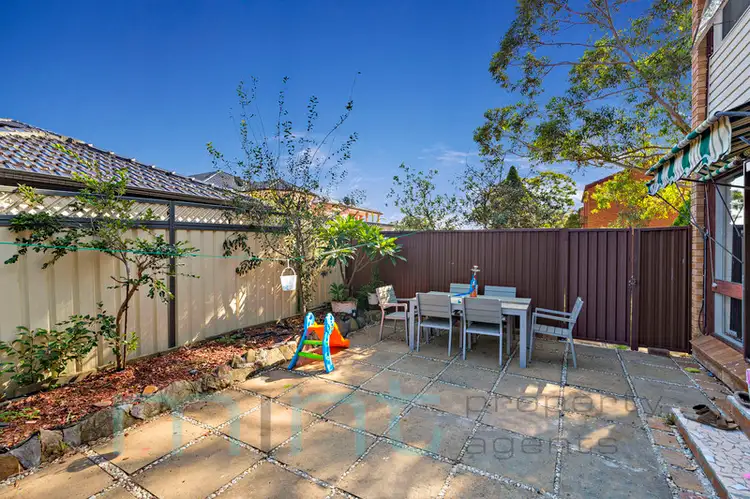 8/155 Greenacre Road, Greenacre NSW 2190