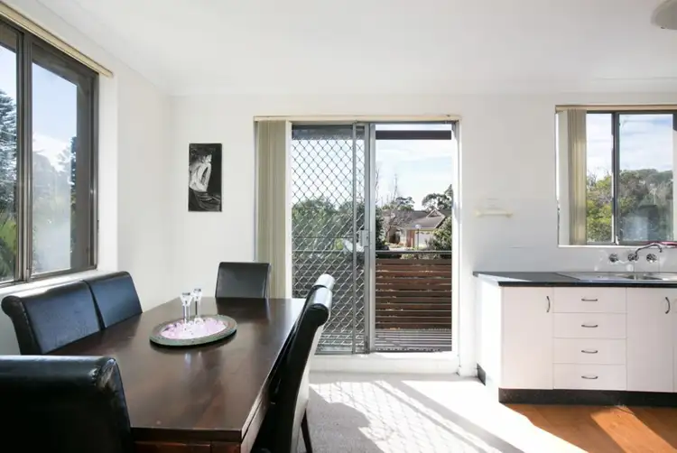 Main view of Homely unit listing, 4/83 Balgownie Road, Balgownie NSW 2519