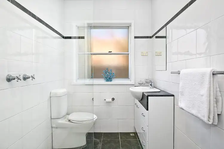 Fourth view of Homely apartment listing, 11/36 Ramsgate Avenue, Bondi Beach NSW 2026