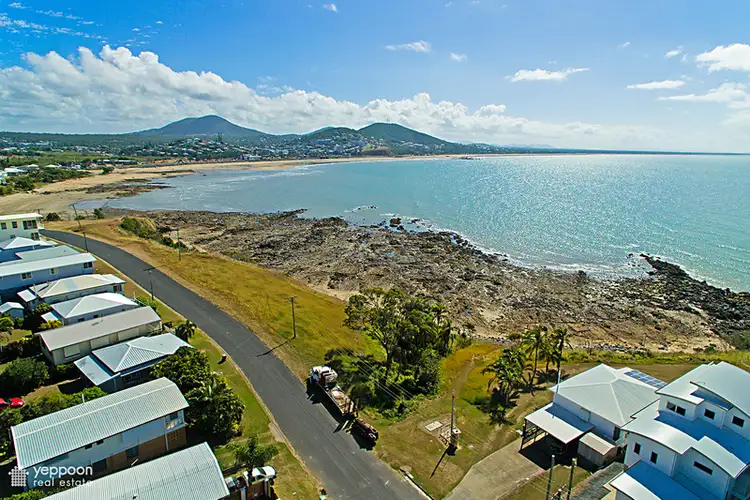 12 Ocean Parade, Cooee Bay QLD 4703