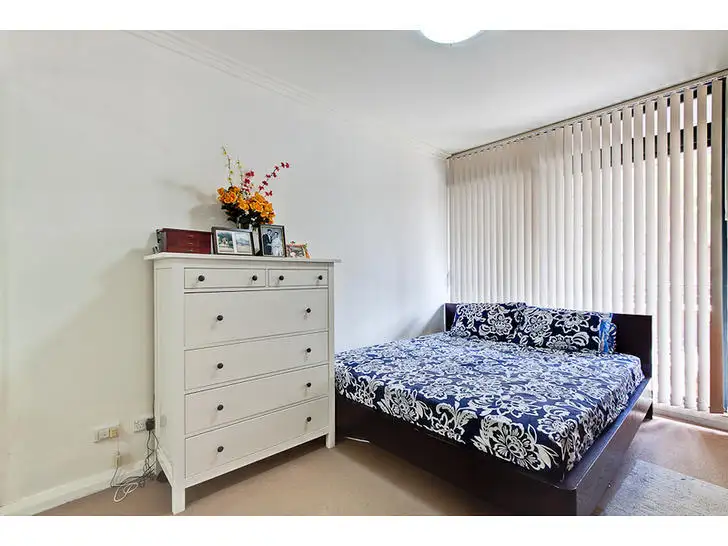 Fourth view of Homely unit listing, 33/24-28 College Crescent, Hornsby NSW 2077