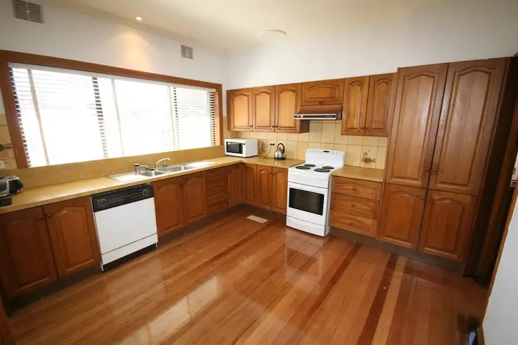 Fifth view of Homely house listing, 221 Broadway, Reservoir VIC 3073
