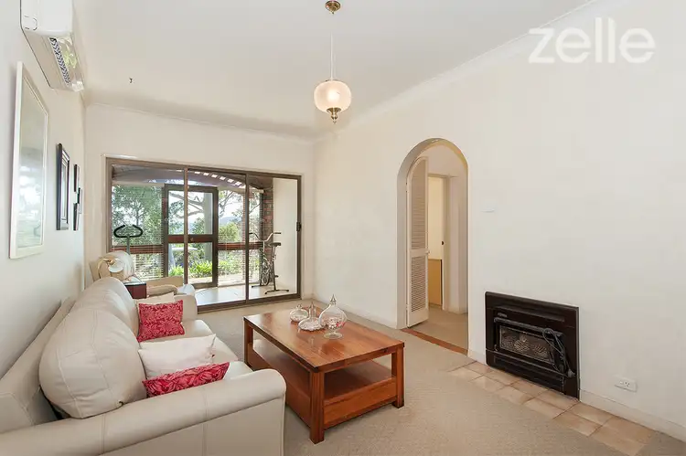 Seventh view of Homely house listing, 582 Whinray Crescent, East Albury NSW 2640