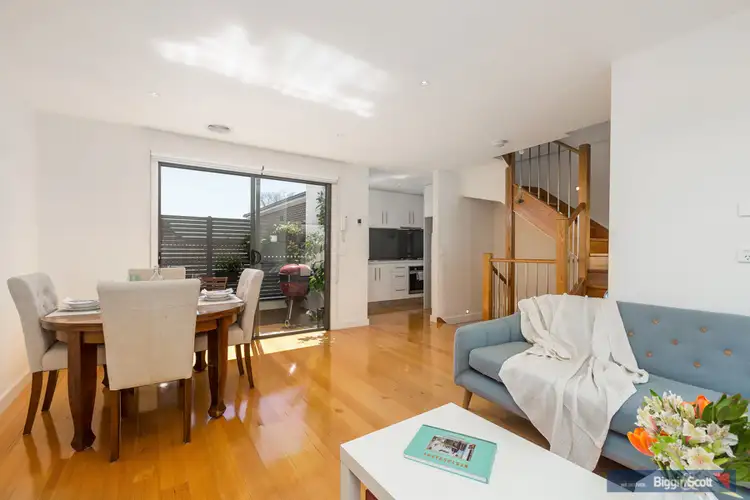 4/12 Eleanor Street, Footscray VIC 3011