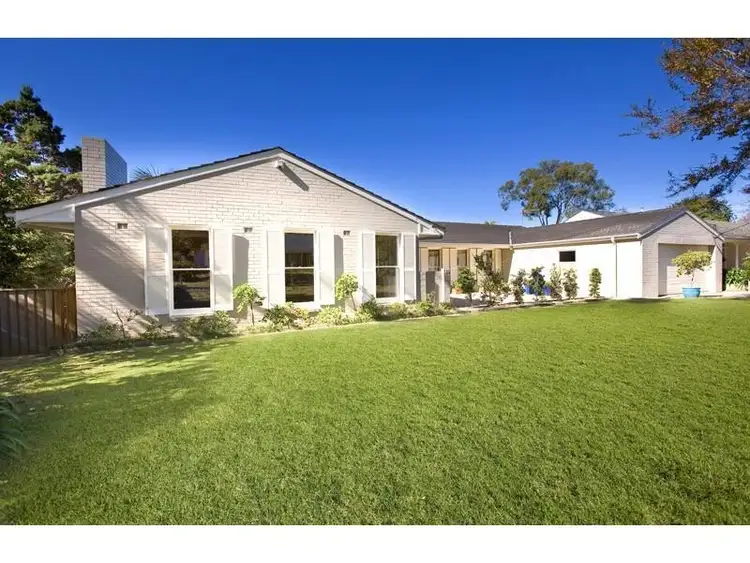 10 Bass Place, St Ives NSW 2075