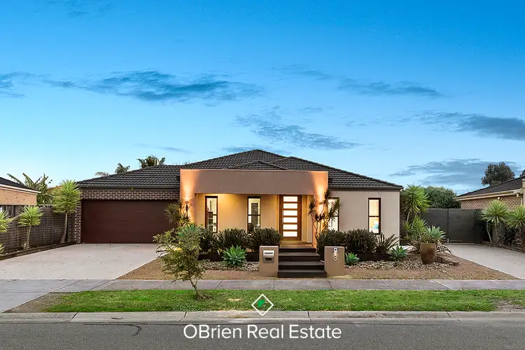 8 The Esplanade, Narre Warren South VIC 3805