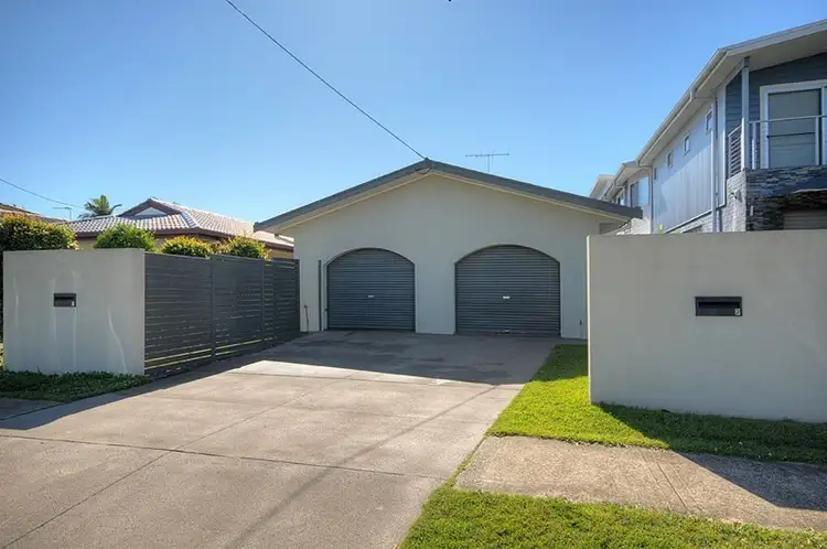 Seventh view of Homely semi-detached listing, 1/23 Chainey Avenue, Miami QLD 4220