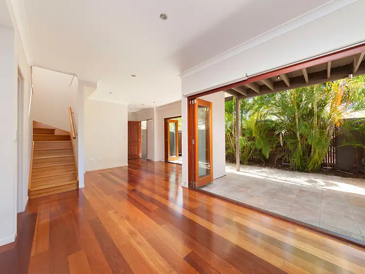 1/5 Livingstone Street, Yeerongpilly QLD 4105