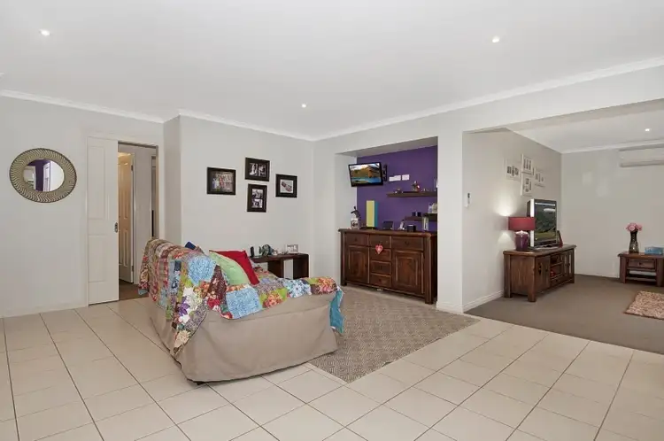 Fifth view of Homely house listing, 6 Emerald Rise, Skye VIC 3977