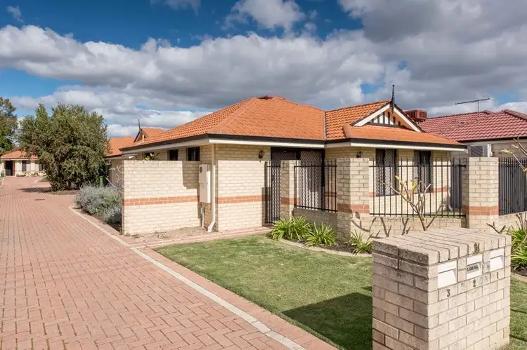 1/14 Beverley Road, Cloverdale WA 6105