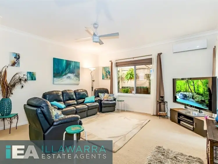 Second view of Homely villa listing, 1/27 The Boulevard, Oak Flats NSW 2529