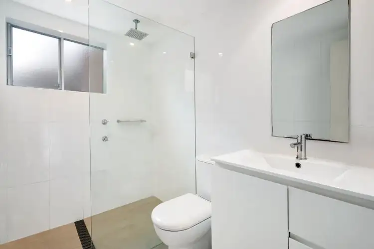 Fourth view of Homely unit listing, 3/16 Foamcrest Avenue, Newport NSW 2106