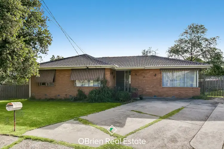 5 Flynn Court, Frankston VIC 3199