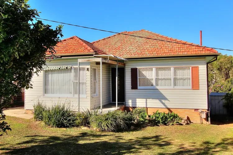 19 Waller Street, Shortland NSW 2307