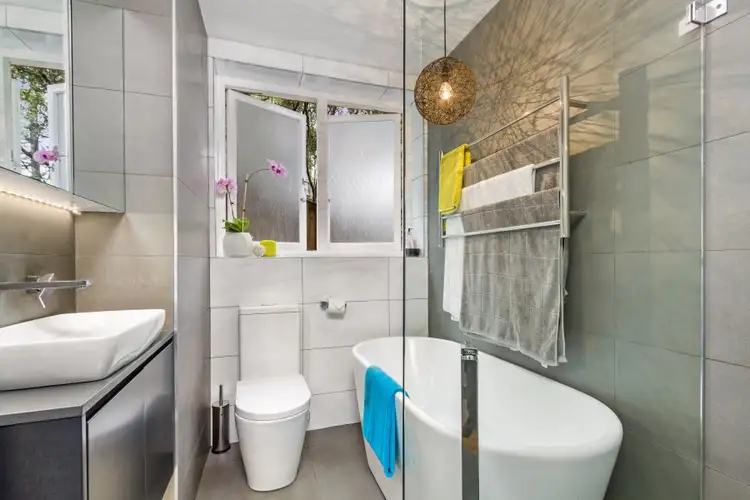 Third view of Homely apartment listing, 2/21 Kangaroo Street, Manly NSW 2095