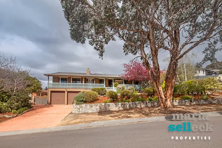 2 Phillipson Crescent, Calwell ACT 2905