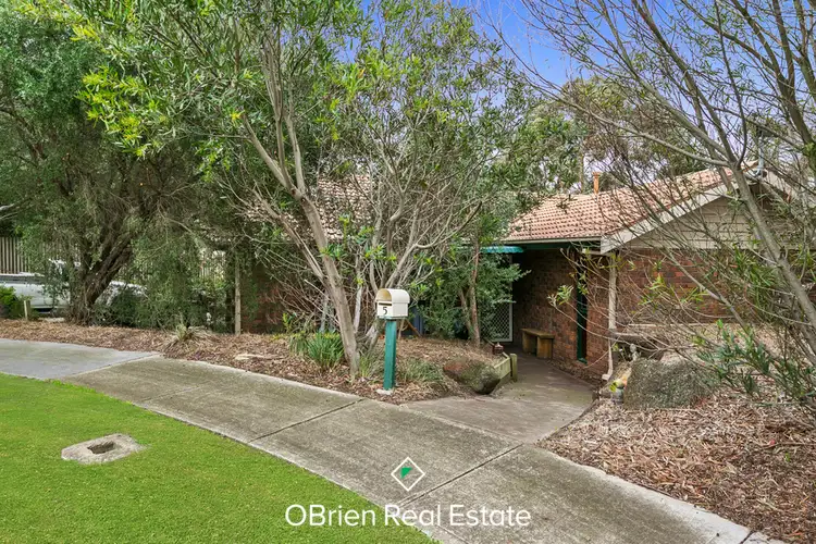 5 Callender Court, Frankston VIC 3199