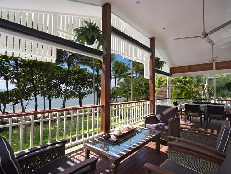 8 - 10 Peacock Street, Trinity Beach QLD 4879