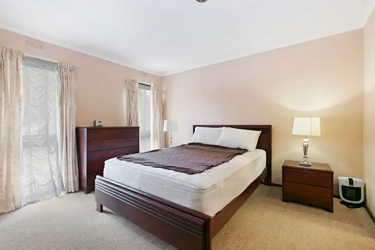 Fifth view of Homely house listing, 3 Beaumont Crescent, Frankston VIC 3199