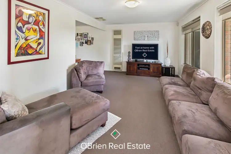 Fifth view of Homely house listing, 3 Manna Gum Court, Carrum Downs VIC 3201