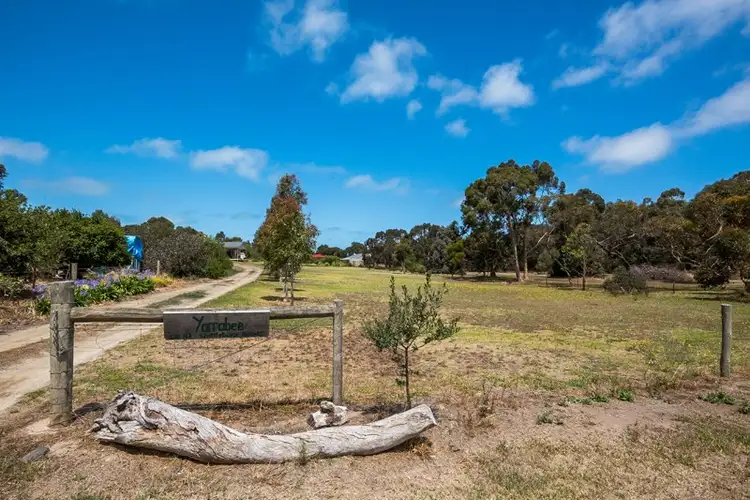 20 Wattlebury Road, Victor Harbor SA 5211