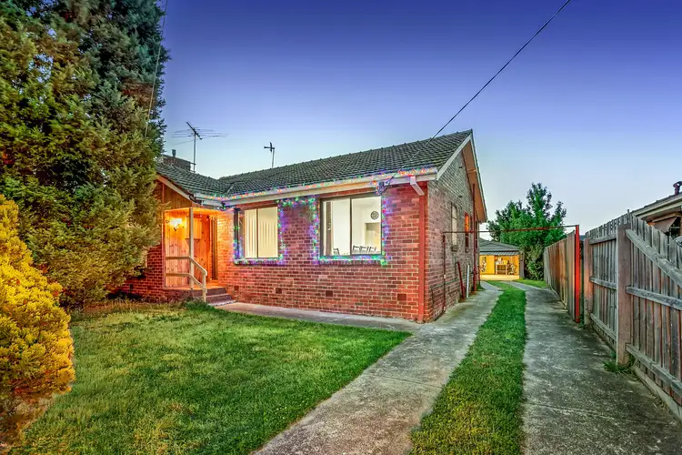 11 Kilmore Avenue, Reservoir VIC 3073