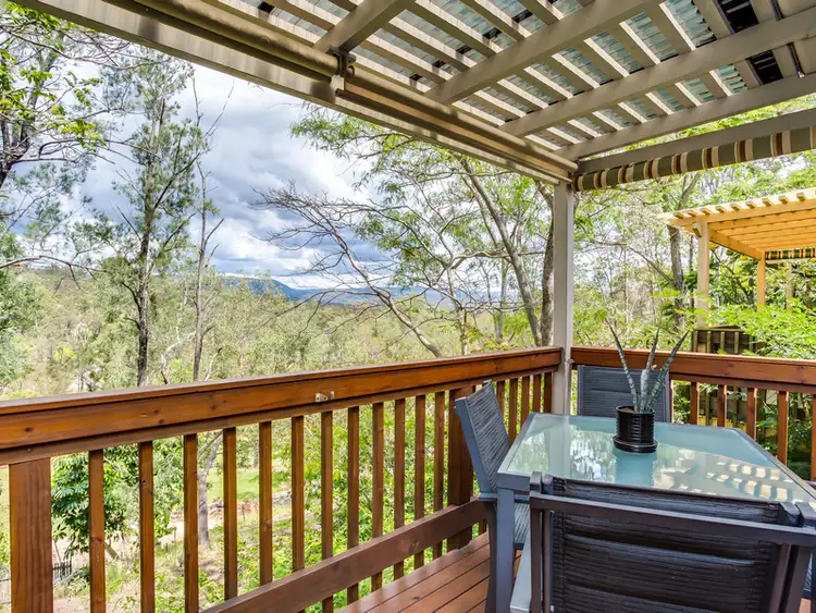 Sixth view of Homely townhouse listing, 5/2 Kilpatrick Court, Highland Park QLD 4211