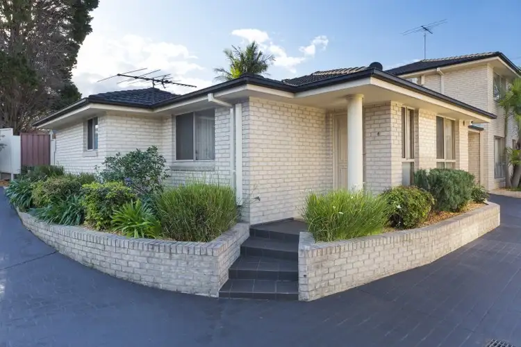 4/1 Kareena Road, Miranda NSW 2228