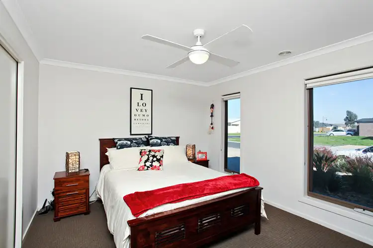Seventh view of Homely house listing, 4 Moussa Court, Truganina VIC 3029